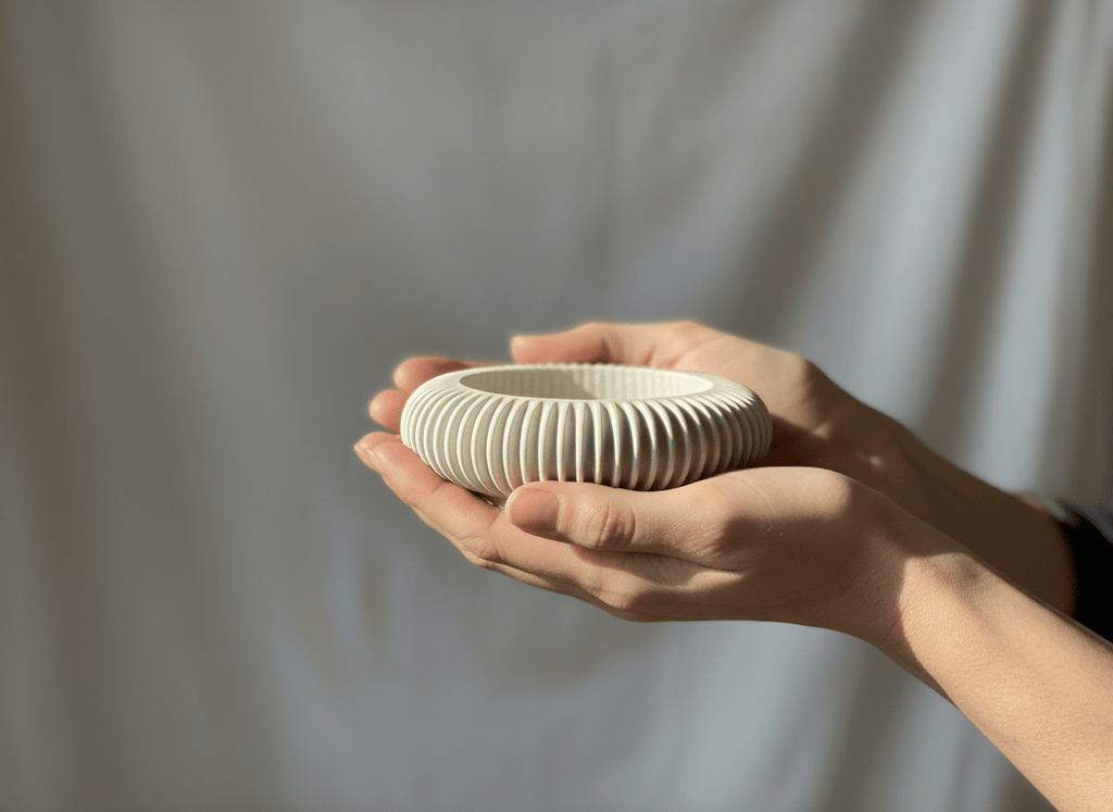 Aura Dish – Ribbed Jewelry Bowl